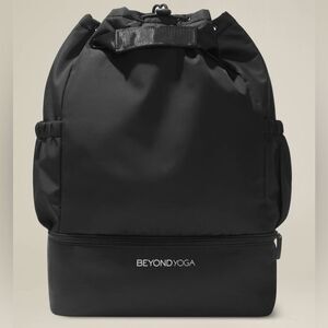NWT Beyond Yoga convertible backpack